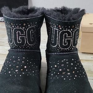Classic Ugg Gem Mini‎ Size 6 Black & Sliver Super Cute Blinged Out Boots